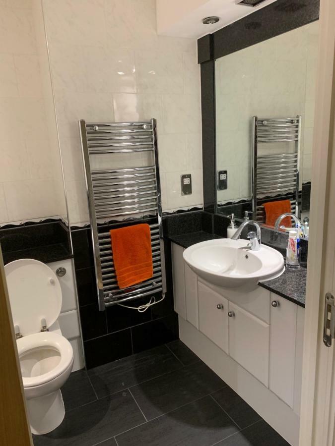 Thames View Apartment, Imperial Wharf ロンドン エクステリア 写真