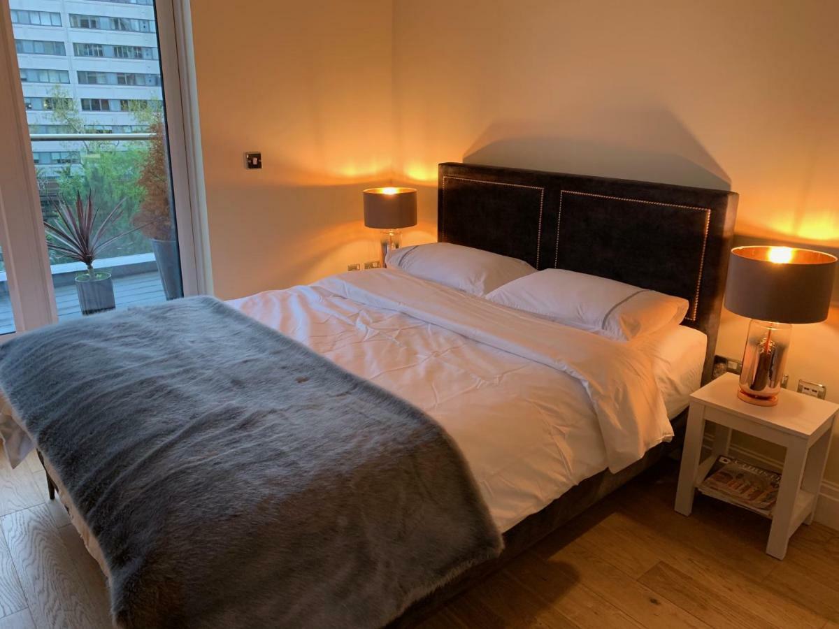 Thames View Apartment, Imperial Wharf ロンドン エクステリア 写真